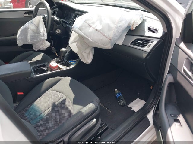 Hyundai SONATA SE 2019 5NPE24AF2KH814912 Image 22