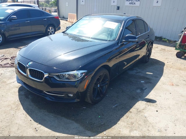 BMW 2018 2018 WBA8B9G58JNU97593 Image 2