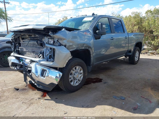 2GC4YNEY2R1138792 Chevrolet l5p
