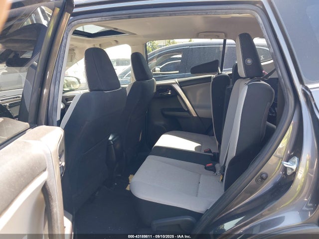 Toyota 2ar-fe 2018 JTMRFREV9JJ258348 Image 8
