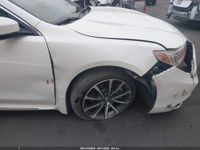 Acura j35y6 2018 19UUB2F59JA001395 Image 12