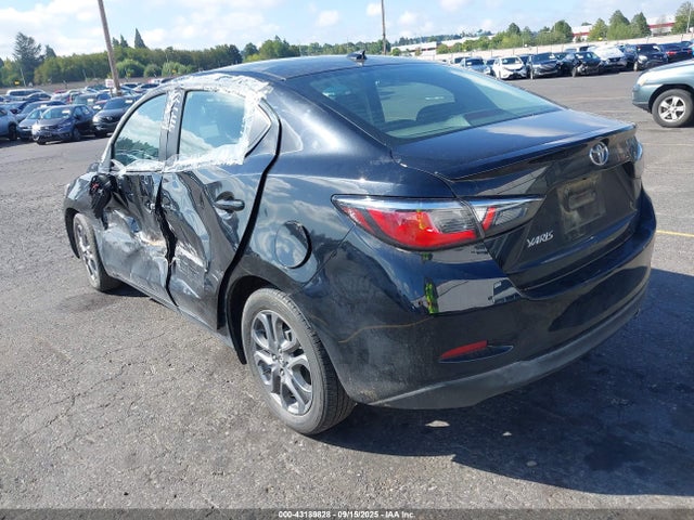 3MYDLBYV1KY513398 Toyota p5v