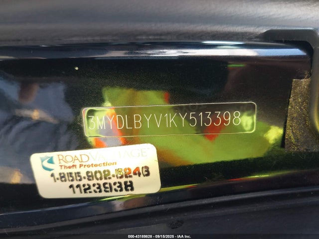 3MYDLBYV1KY513398 Toyota p5v