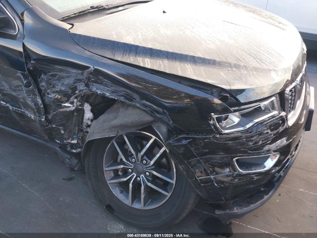 1C4RJEBG8KC707795 Jeep 2019