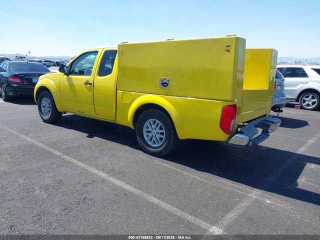 1N6DD0CU7HN762824 Nissan 2017