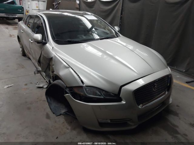 2016 JAGUAR XJ SAJWA2G73G8V95087 Photo 0
