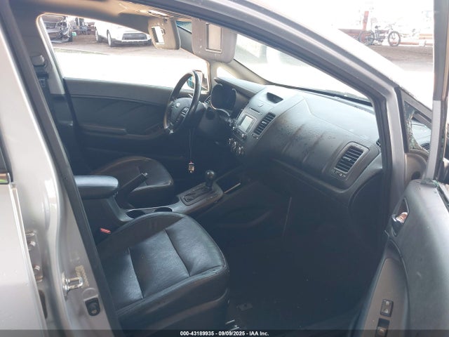 KIA dohc gdi nu 2015 KNAFZ4A82F5372766 Image 5