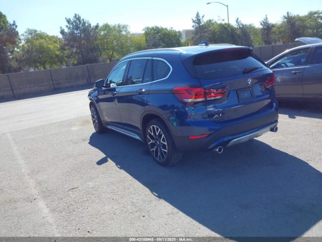 2021 BMW X1 WBXJG7C05M5T49803 Photo 2