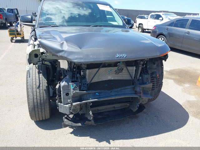 1C4RJJBG3N8636795 Jeep 2022