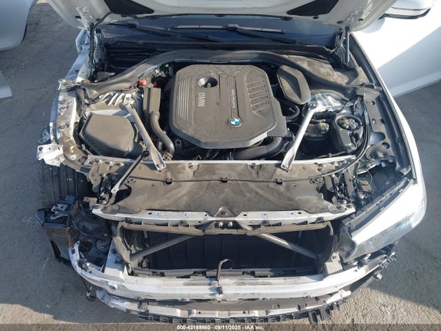 WBAJE5C57KWW18584 BMW 540I