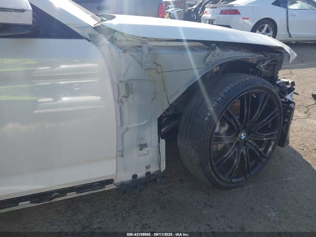 WBAJE5C57KWW18584 BMW 540I