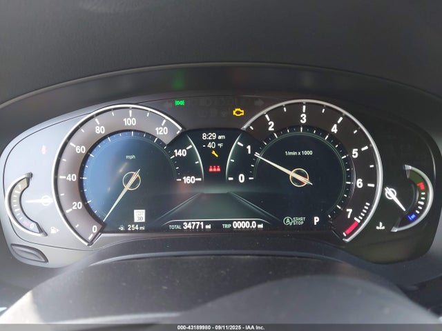 WBAJE5C57KWW18584 BMW 540I