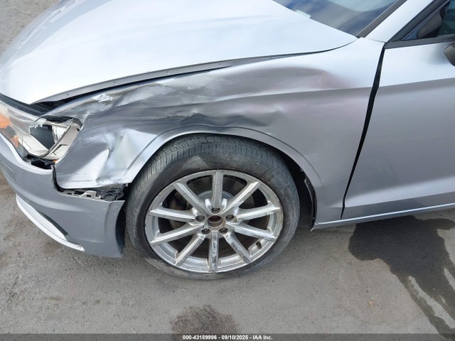 2016 AUDI A3 WAUB8GFF1G1026209 Photo 5