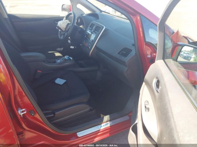 2015 NISSAN LEAF 1N4AZ0CP2FC316371 Photo 4