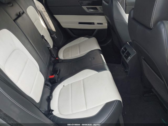 2016 JAGUAR XF SAJBF4BV7GCY18780 Photo 7