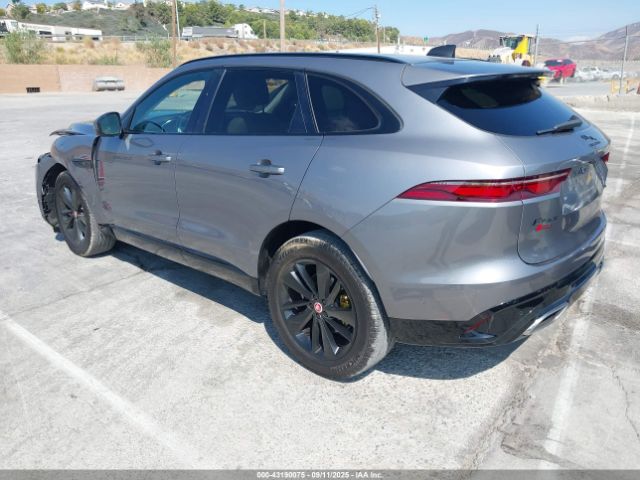 2021 JAGUAR F-PACE SADCJ2EUXMA664263 Photo 2