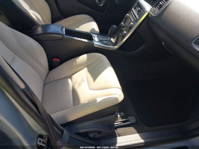 2011 VOLVO S60 YV1902FH5B2017748 Photo 4