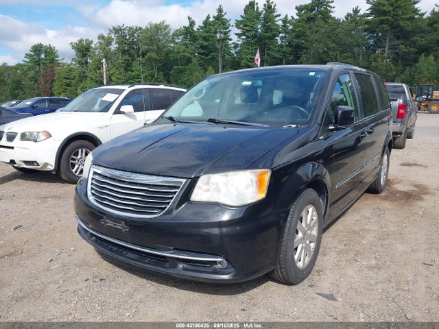 2C4RC1BG0ER217253 Chrysler Town and Country