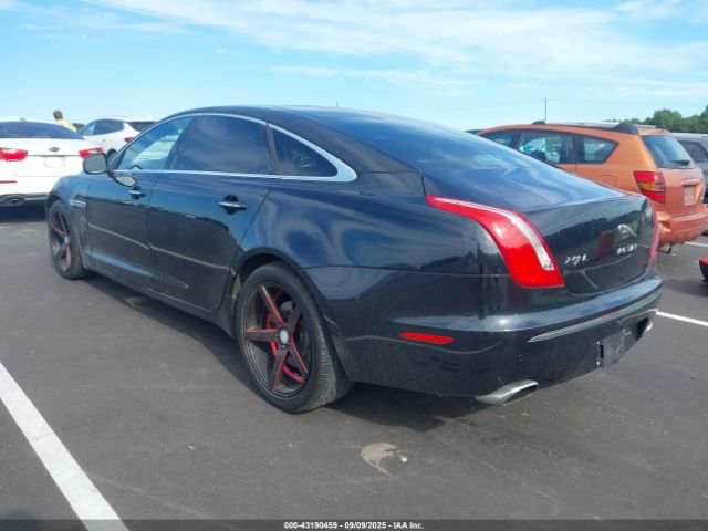 2012 JAGUAR XJ SAJWA2GB7CLV30481 Photo 2