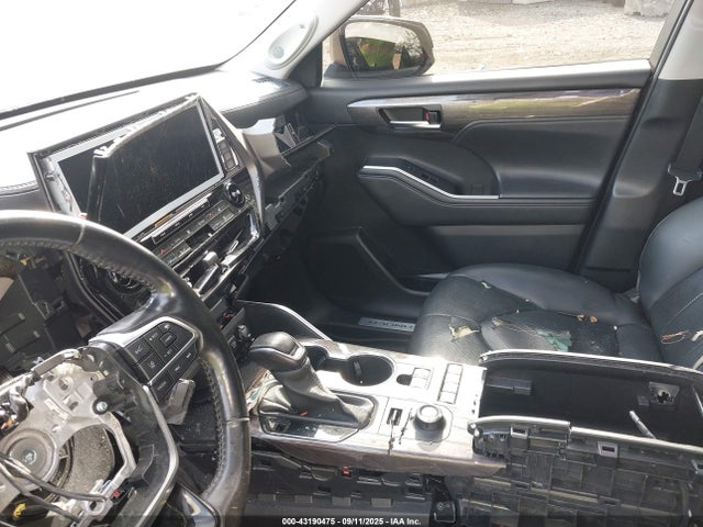 Toyota 2gr-fks 2021 5TDDZRBH4MS525631 Image 17