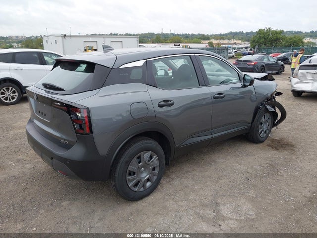 Nissan kicks mpv 2025 3N8AP6BB8SL365862 Image 4