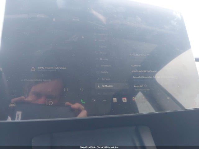 Tesla 2025 2025 7SAYGDEE7SA346643 Image 7