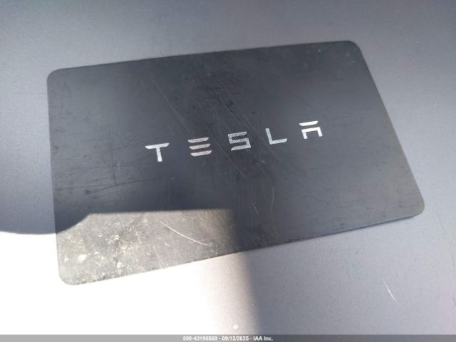 2024 TESLA MODEL Y 7SAYGDEE2RA234942 Photo 10