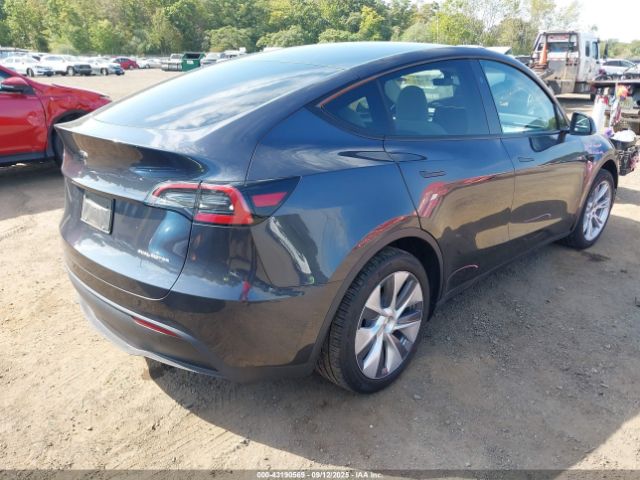 2024 TESLA MODEL Y 7SAYGDEE2RA234942 Photo 3