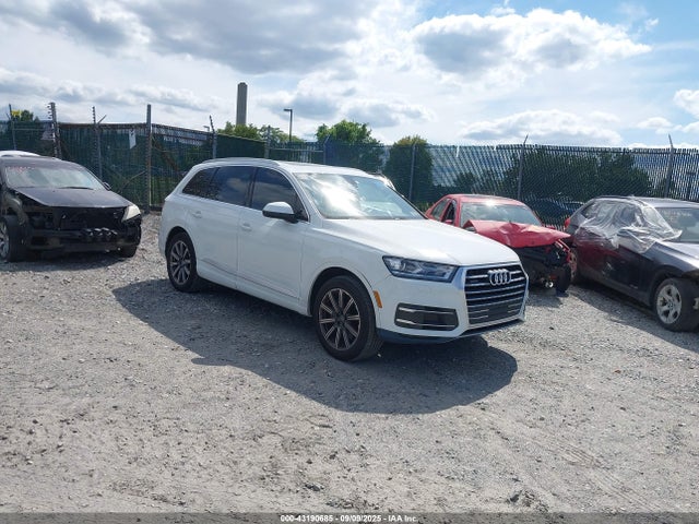2019 AUDI Q7 WA1AHBF70KD028593 Photo 0