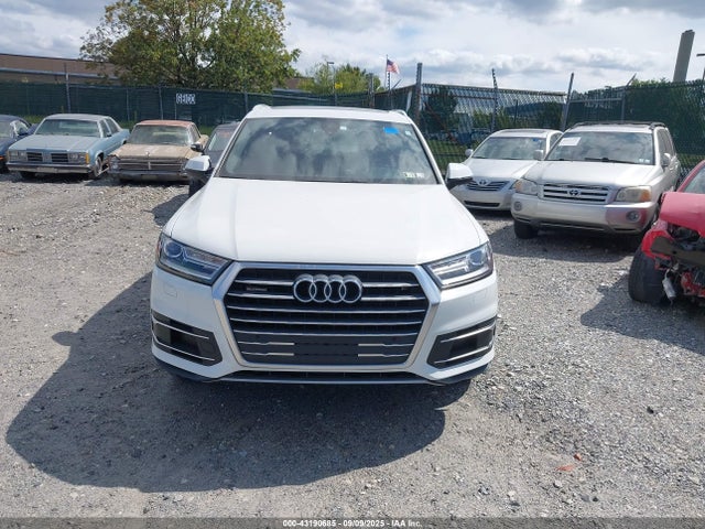 Audi Q7 2019 WA1AHBF70KD028593 Image 12