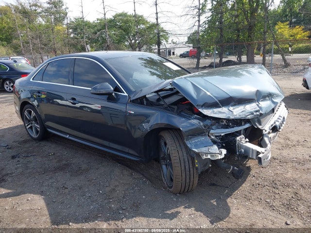 2017 AUDI A4 WAUENAF42HN063510 Photo 0