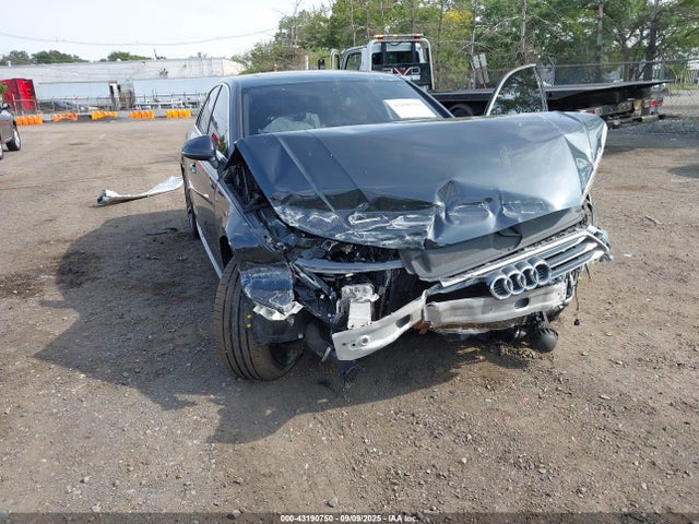 2017 AUDI A4 WAUENAF42HN063510 Photo 5