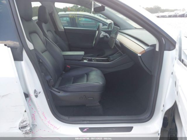 2020 TESLA MODEL Y 5YJYGDEE4LF038301 Photo 4