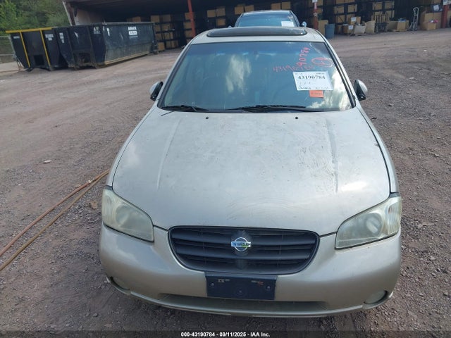 43190784 :رقم المزاد ، JN1CA31D11T834312 vin ، 2001 Nissan Maxima Se مزاد بيع