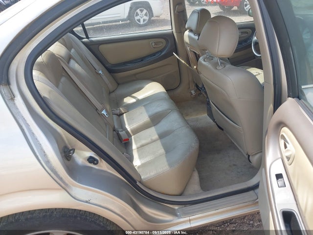 43190784 :رقم المزاد ، JN1CA31D11T834312 vin ، 2001 Nissan Maxima Se مزاد بيع