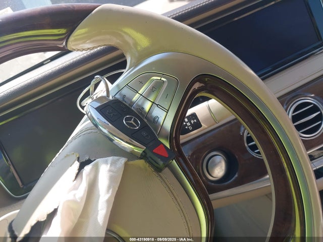 WDDUG8FBXGA219353 Mercedes-Benz 2016