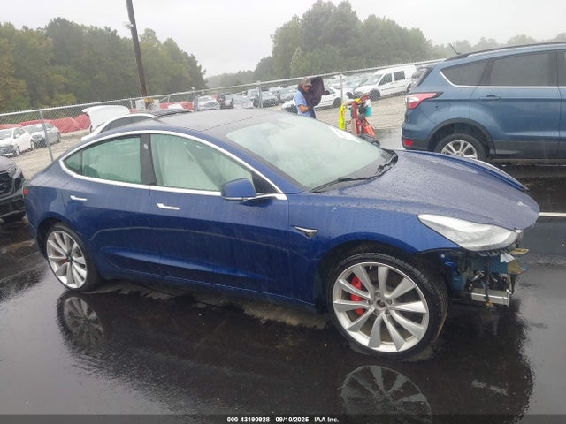 Tesla 2019 2019 5YJ3E1EB5KF231687 Image 13
