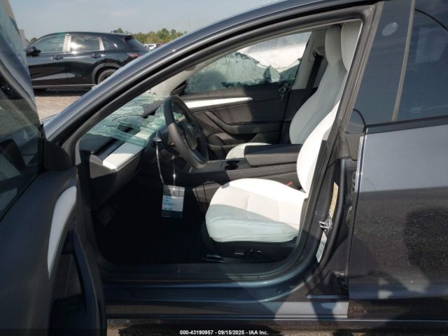 2022 TESLA MODEL 3 5YJ3E1EB6NF153697 Photo 4