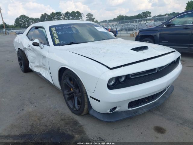 2021 DODGE CHALLENGER 2C3CDZBTXMH555685