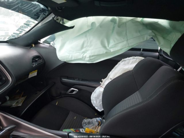 2021 DODGE CHALLENGER 2C3CDZBTXMH555685 Photo 4