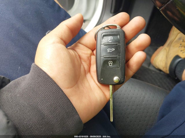 Aukcja sprzedaży 2017 Volkswagen Jetta 1.4t Se, vin: 3VWDB7AJ6HM369446, numer aukcji: 43191025