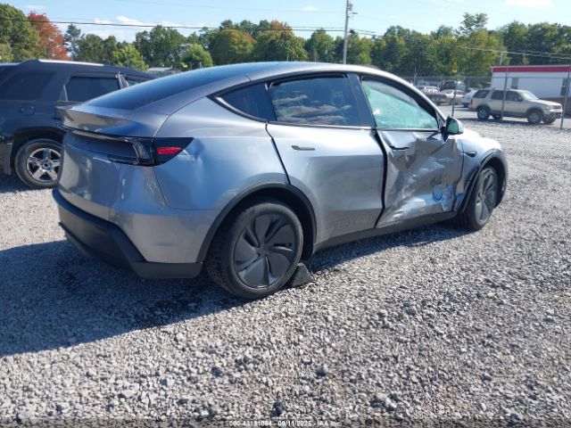 2026 TESLA MODEL Y 7SAYGDED0TA428934 Photo 3