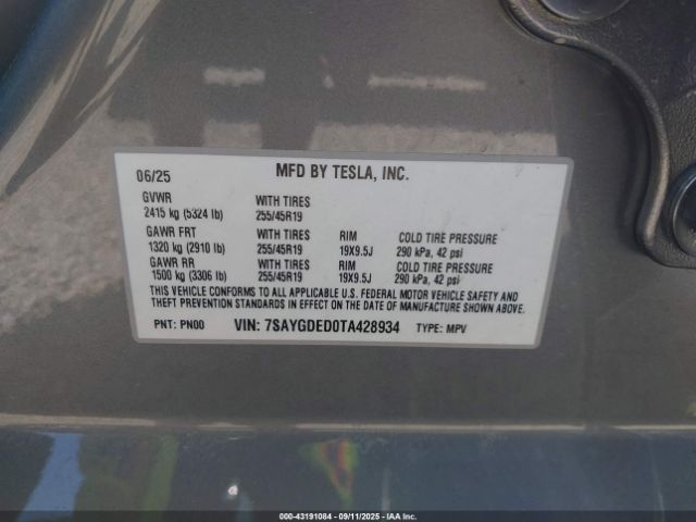 2026 TESLA MODEL Y 7SAYGDED0TA428934 Photo 8