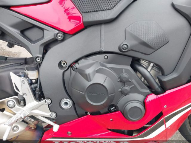 2021 HONDA CBR1000 JH2SC7719MK400230 Photo 7