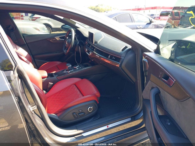 2018 AUDI S5 WAUC4CF59JA032007 Photo 4