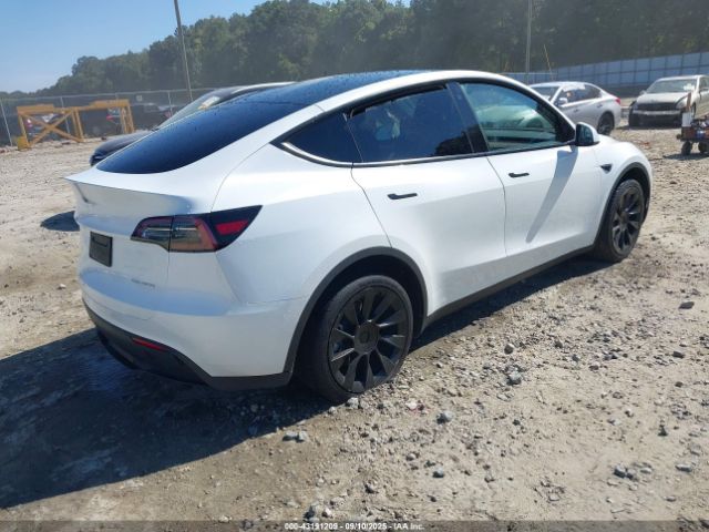 2023 TESLA MODEL Y 7SAYGDEE7PA123770 Photo 3