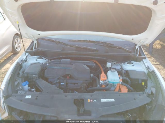 2023 KIA SPORTAGE PLUG-IN HYBRID KNDPYDAH5P7102673 Photo 9
