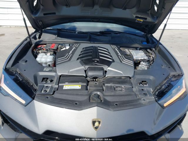 2024 LAMBORGHINI URUS ZPBUB3ZL9RLA33027 Photo 9
