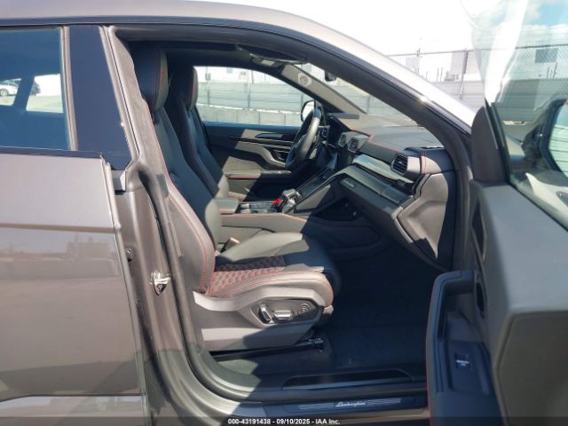 2024 LAMBORGHINI URUS ZPBUB3ZL9RLA33027 Photo 4