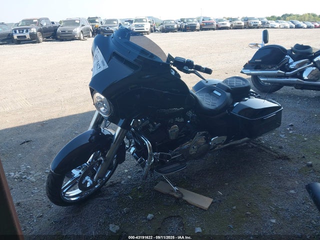 1HD1KRM18GB685027 Harley-Davidson Street Glide Special